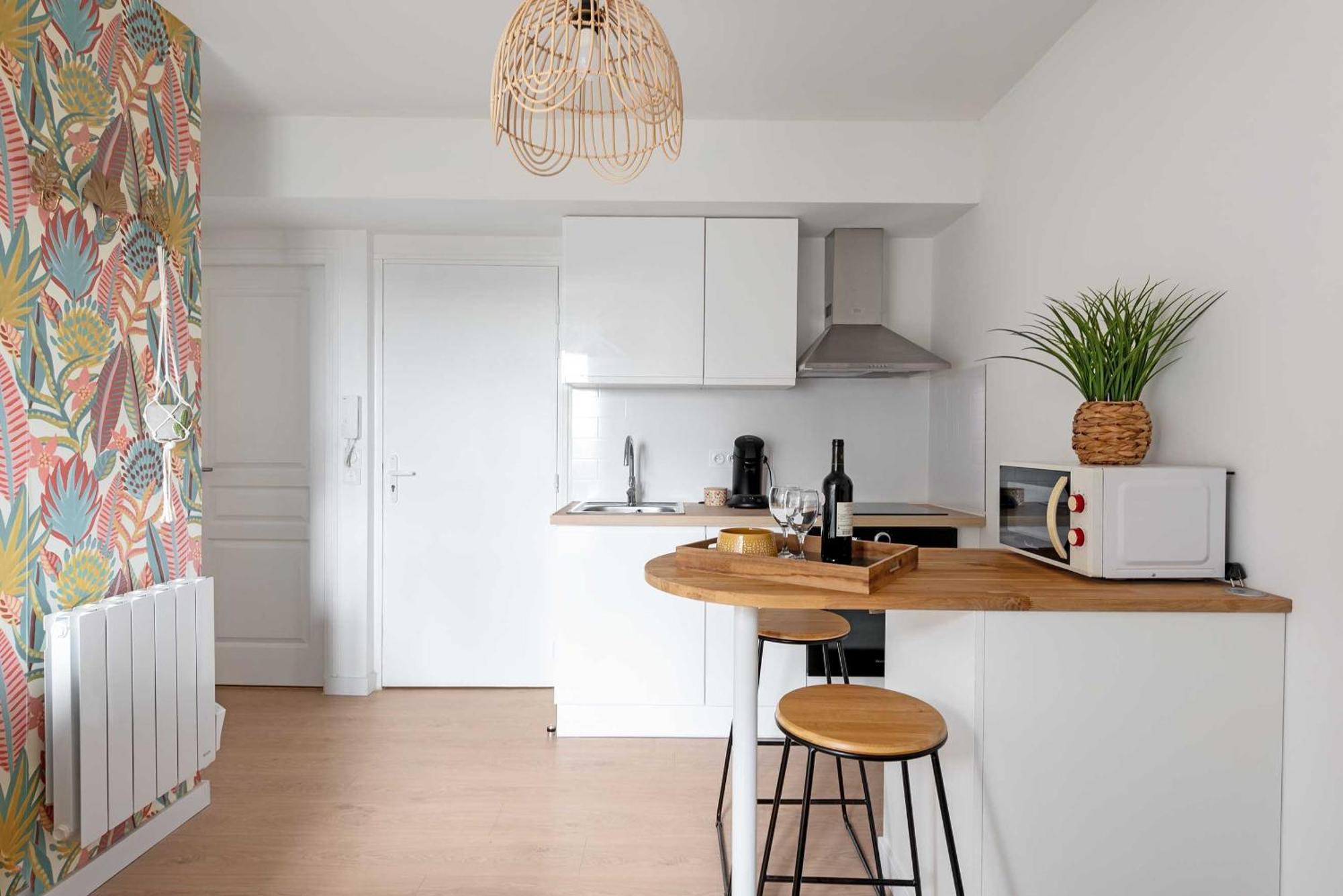 Le Tropical : T2 Renove Ambiance Cosy Et Coloree