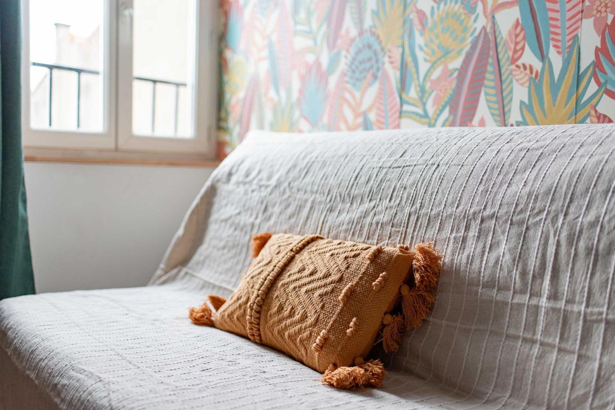 Le Tropical : T2 Renove Ambiance Cosy Et Coloree Apartment