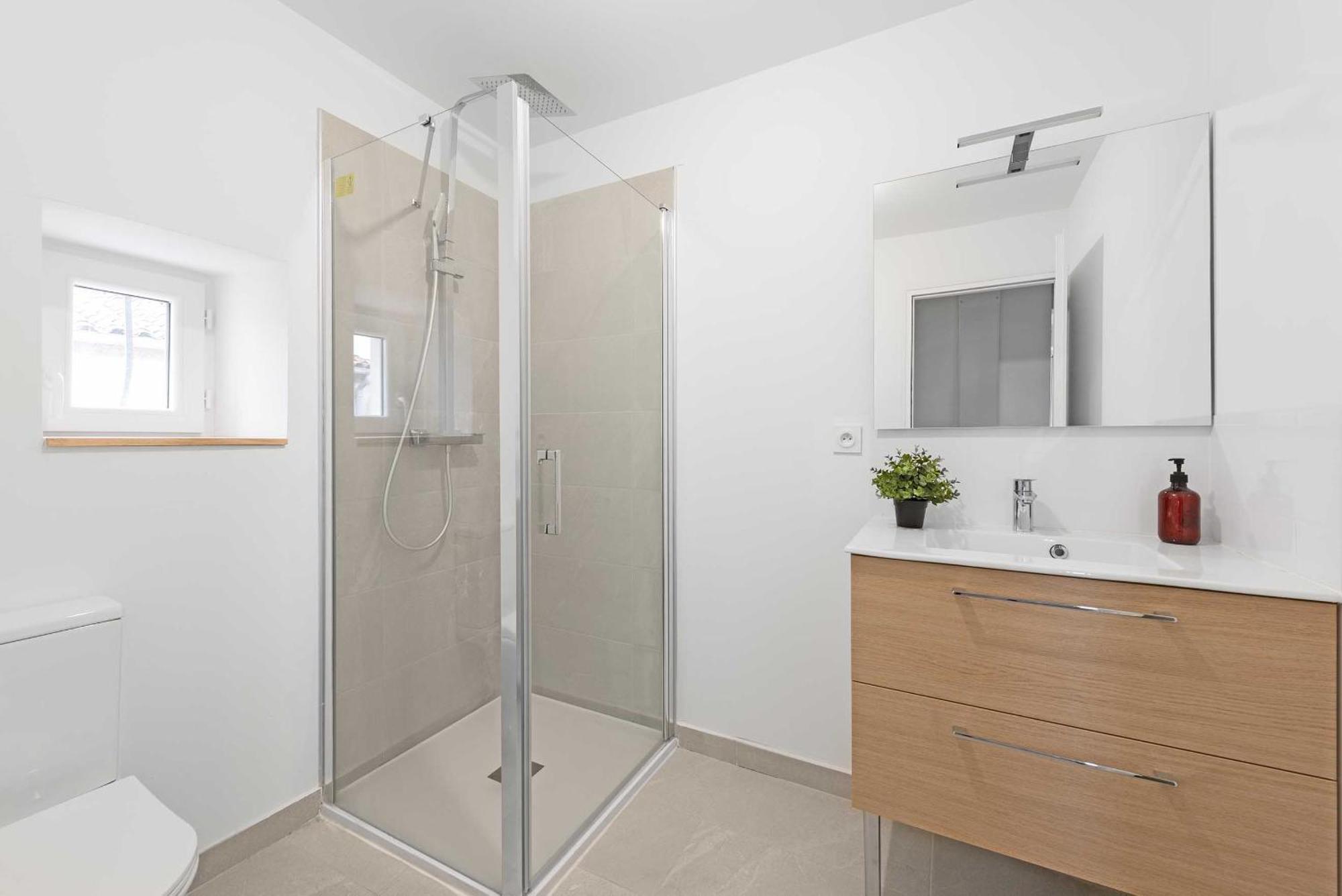Apartment Le Tropical : T2 Renove Ambiance Cosy Et Coloree